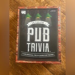 Ultimate Pub Trivia Game - Black NEW SEALED